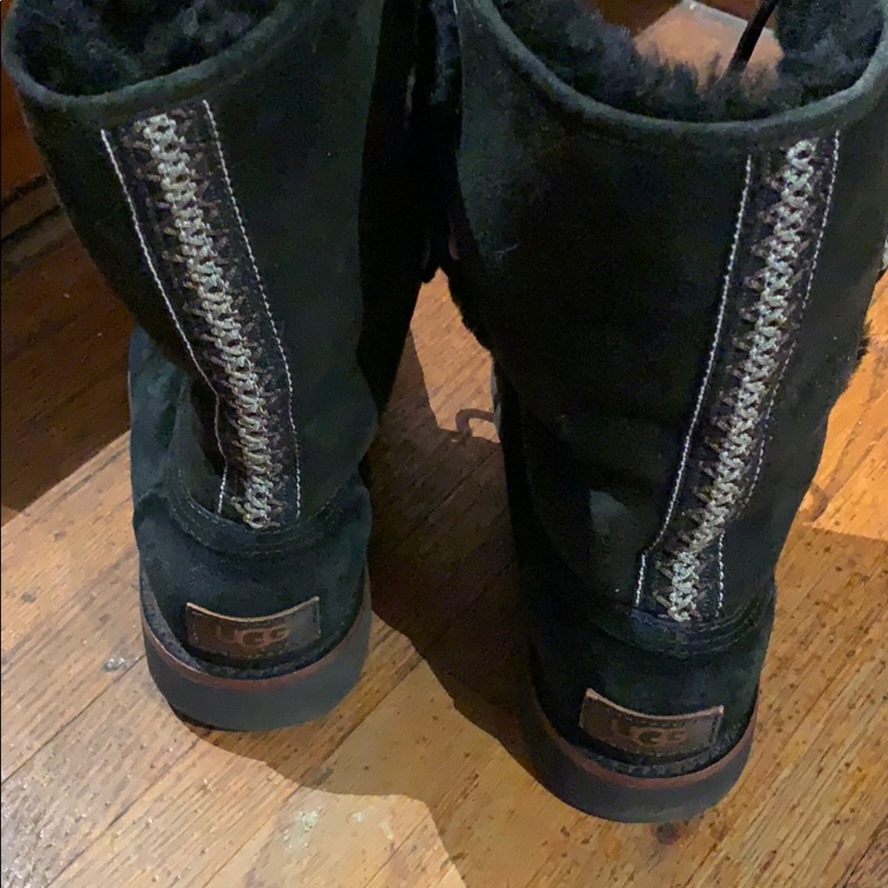 Ugg boots - Picture 2 of 3